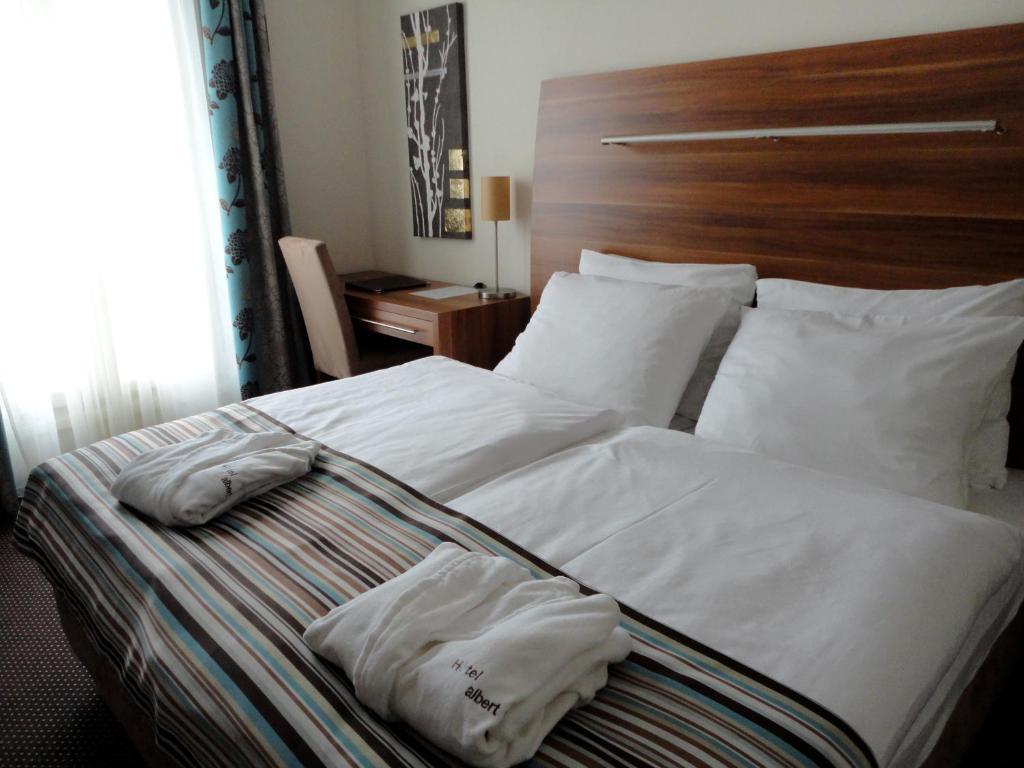 Albert Premier Hotel Bagnoles-de-l'Orne 객실 사진