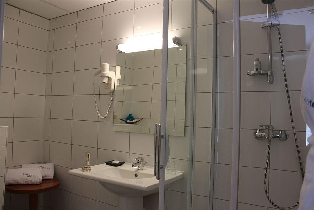 Albert Premier Hotel Bagnoles-de-l'Orne 외부 사진